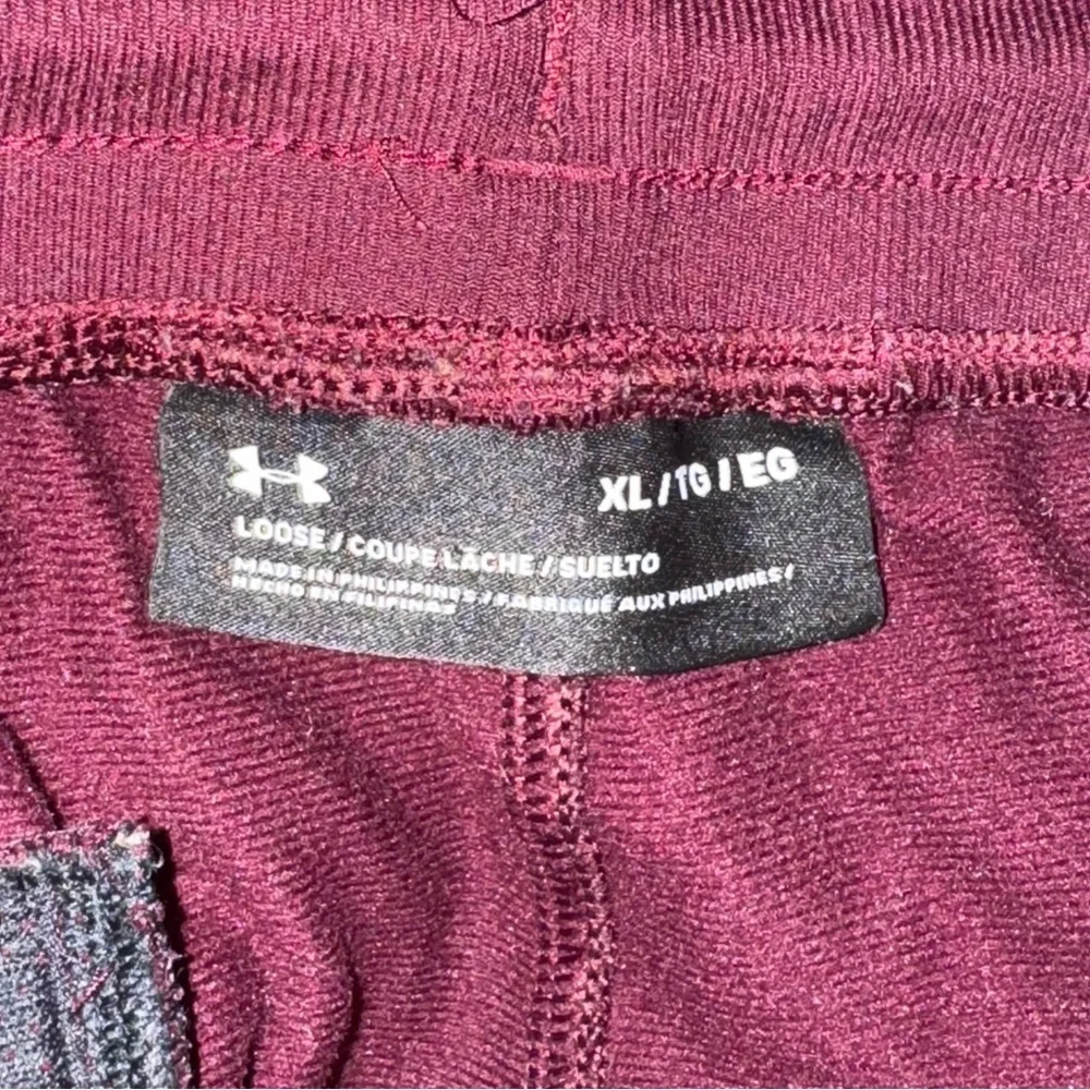 Under Armour Burgundy Joggers Sweatpants Men’s Size Extra Large